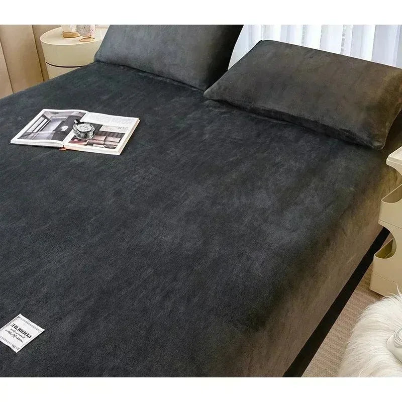 Cozy Coral Fleece Bed Sheet Set - Thermal Elastic Mattress Cover, Winter Luxury Double Size Bedding for Cold Nights