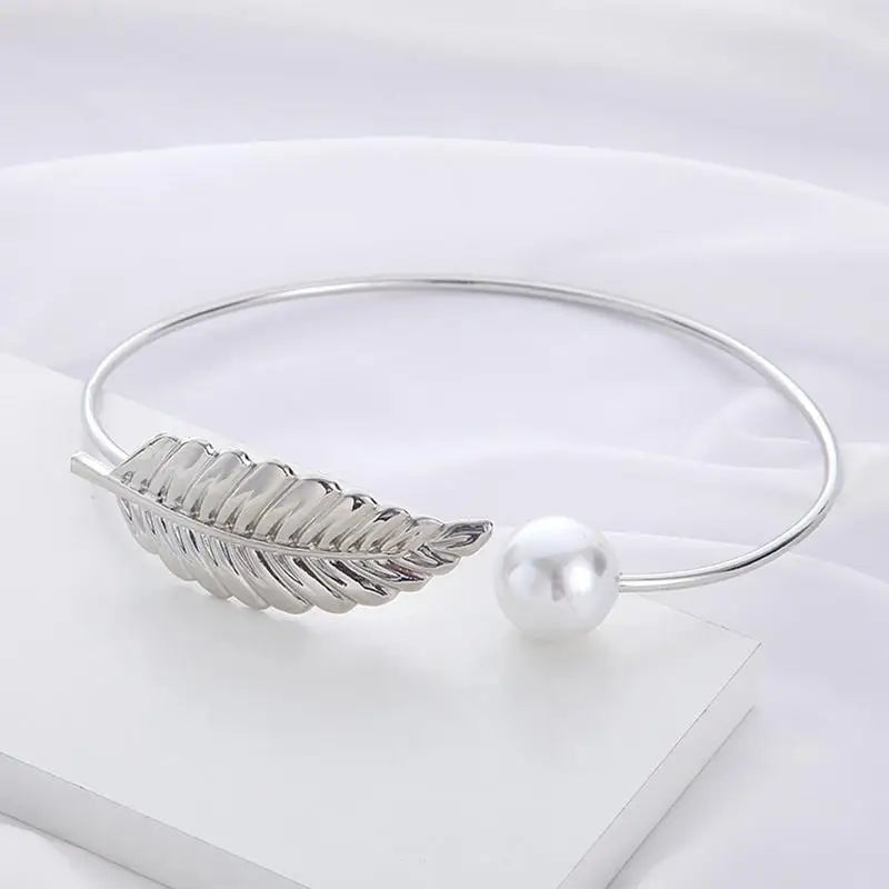 drilling-free Curtain pearl Holdbacks Leaf Design Pullbacks for Curtain Decor Curtain Side Holders Pullbacks for Bedroom Hotel