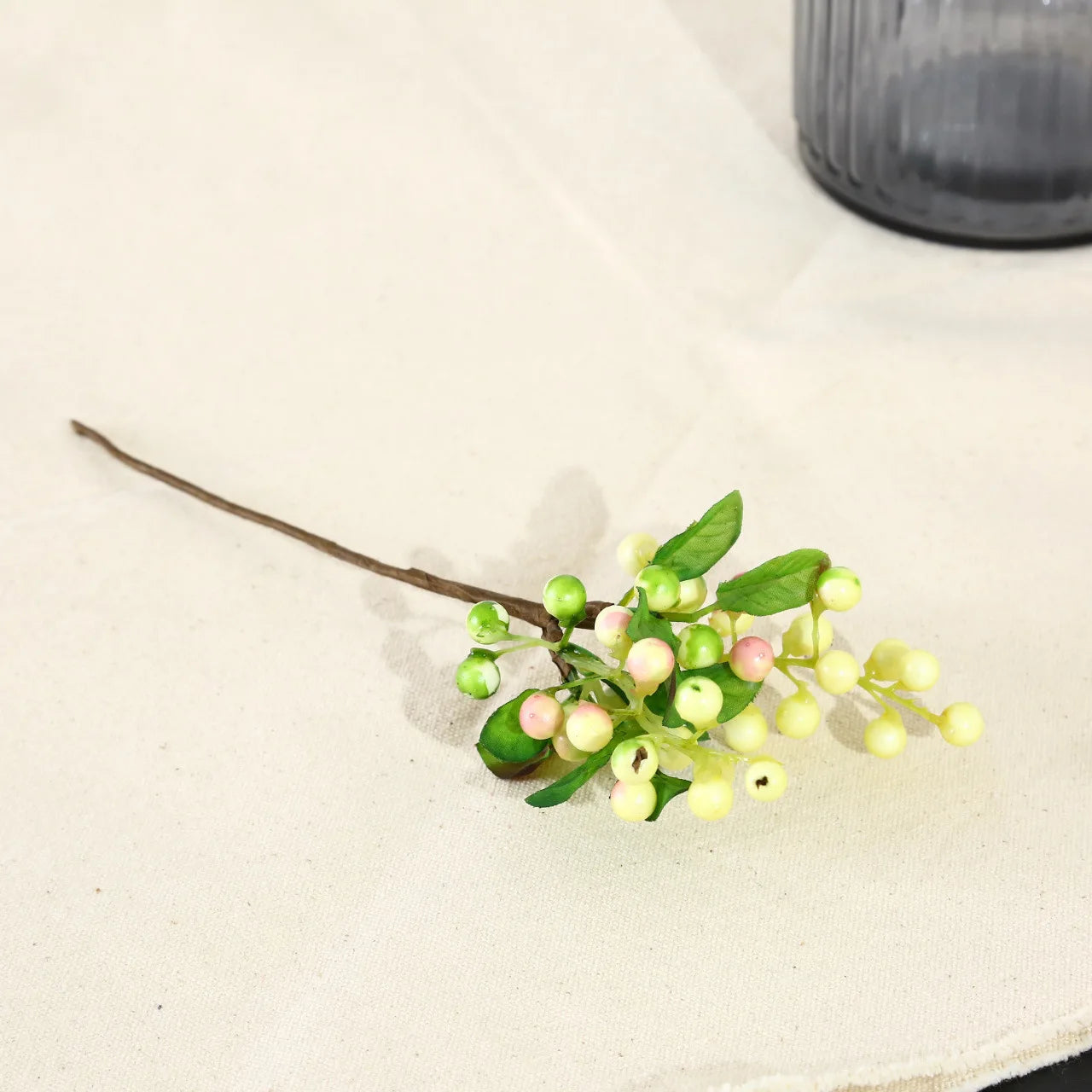 YeeNanee 10pcs Christmas Red Berries Stem Artificial Blueberry for DIY Crafts Xmas Home Party Table Centerpieces Vase Decoration