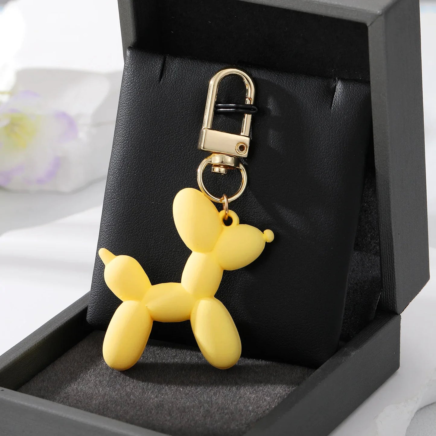 2023 New Fashion Art Trendy Laser Balloon Dog Colorful Key Chain Bag Pendant Cartoon Creative Small Animal Pendant Decoration