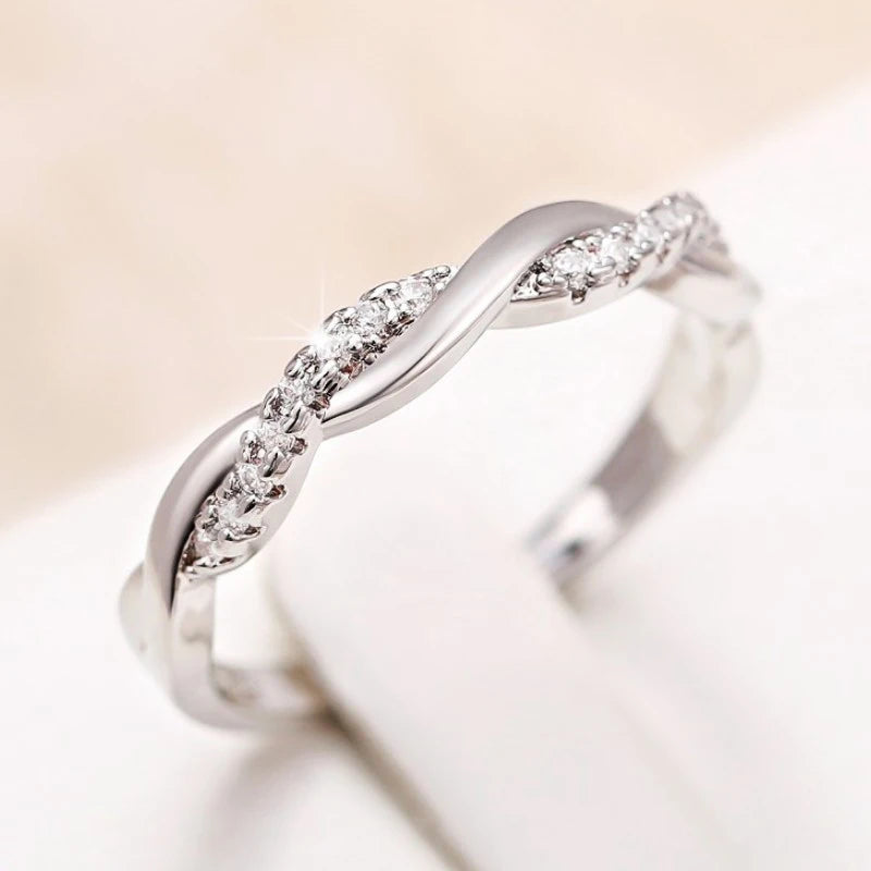 Huitan Classic and Simple Twist Rings for Women 3 Metal Colors Exquisite Female Finger Accessories Daily Wear Versatile Jewelry