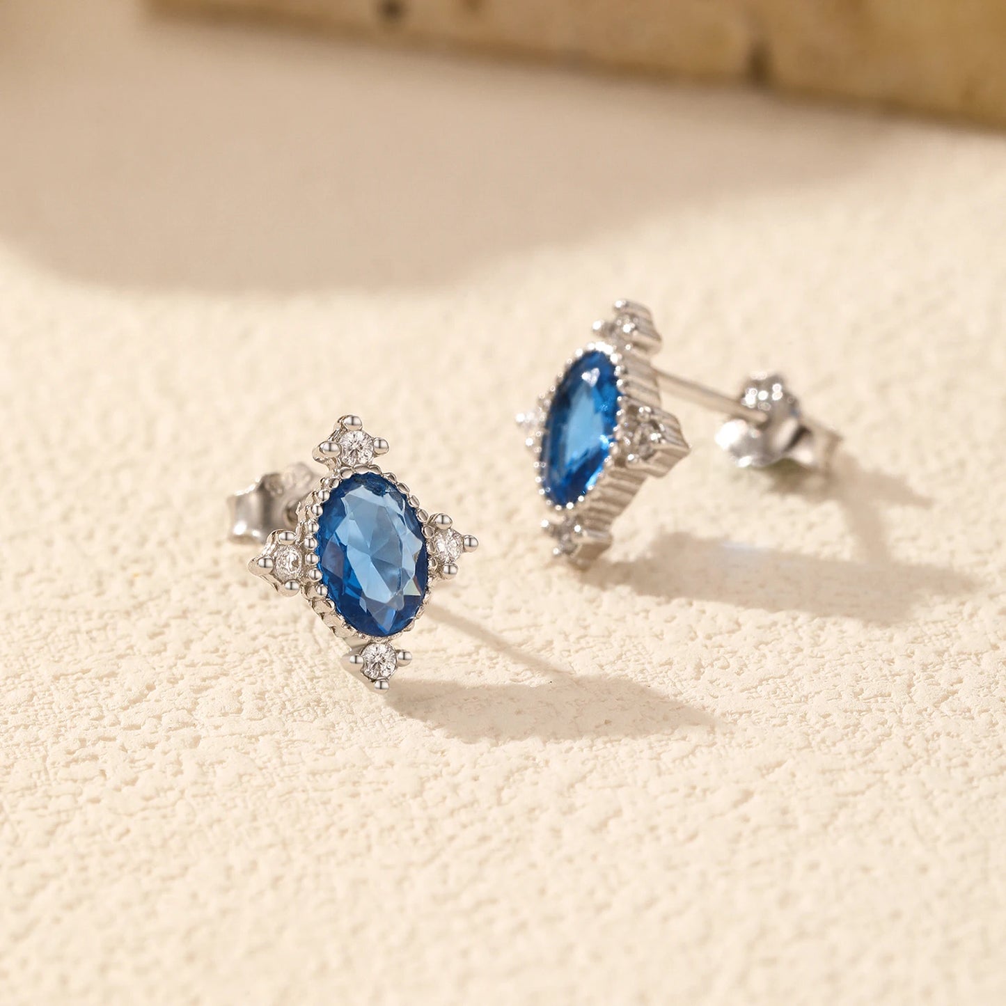 MODIAN 925 Sterling Silver Vintage Geometric Royal Crown Blue Zirconia Charming Stud Earrings For Women Party Fine Jewelry