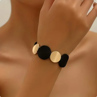 Fashionable Black Gold Contrast Color round Metal Spliced Elastic Line Bracelet European Style Hand Chain Hand Bracelet