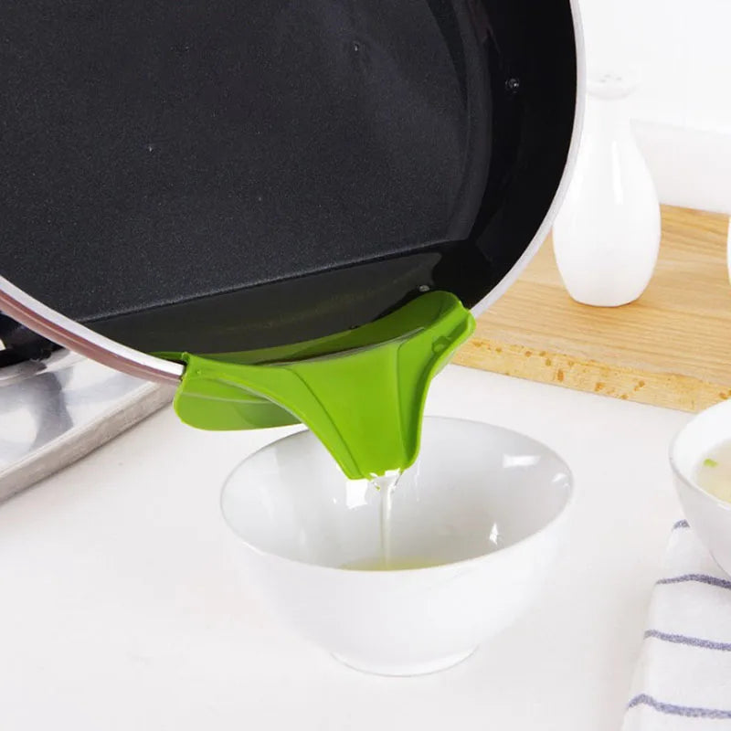 Hemasa Kitchen Funnel with Anti-Splash Edge and Liquid Streamer Spout, Anti-Spill Pouring Tool
