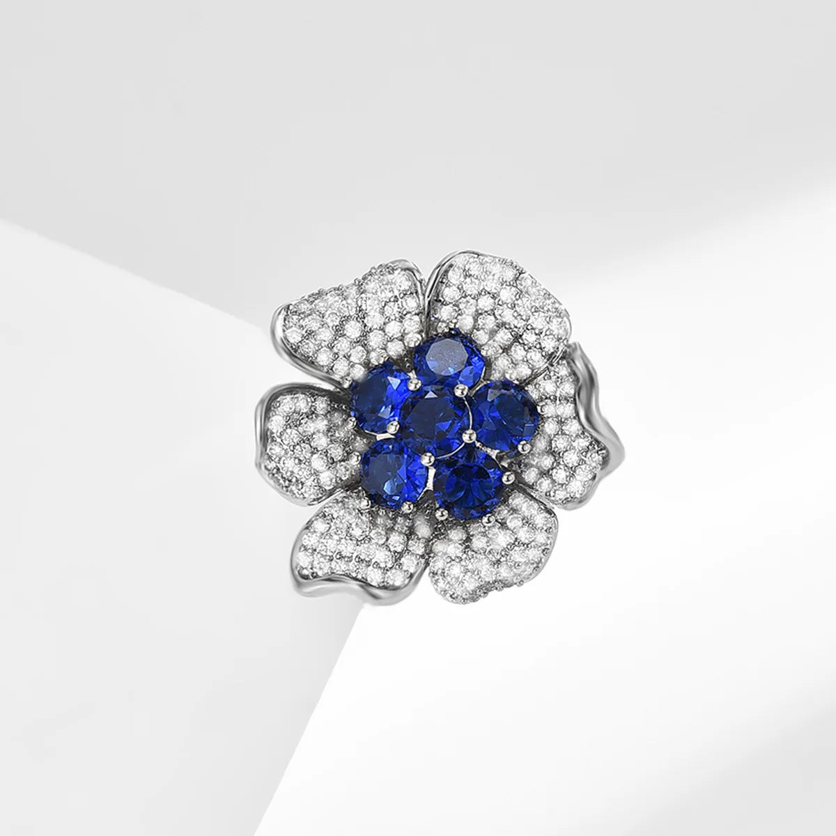 Retro niche small orchid magnetic buckle new temperament versatile inlaid diamond zircon flower corsage accessories