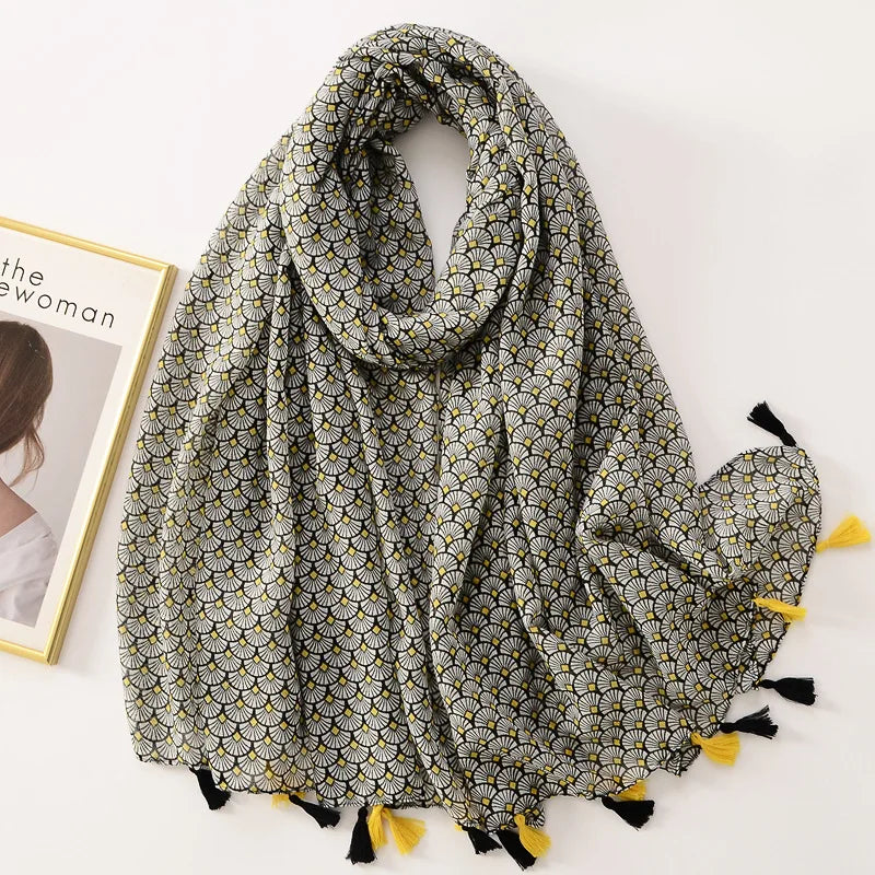 Elegant Woman Shawl Fashion Design Tassel Cotton Scarf Muslim Hijab Scarfs Floral Print Ladies Scarves For Beach Party Bandana