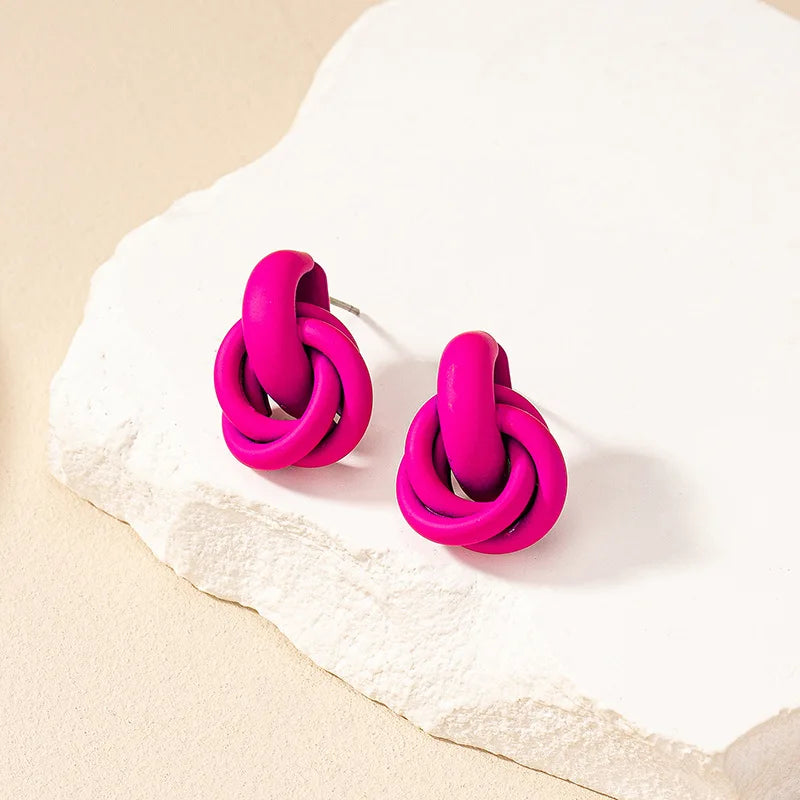 Geometric Circle Crossed Earrings For Women Girls Exquisite Personality Design Sporty Gift Fashion Jewelry Ear Accessories DE054