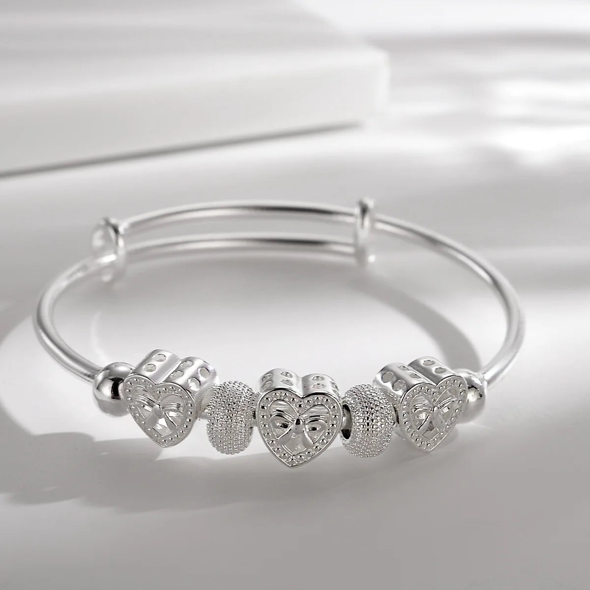 Hemasa  925 Sterling silver for woman Heart Bangles For  gifts