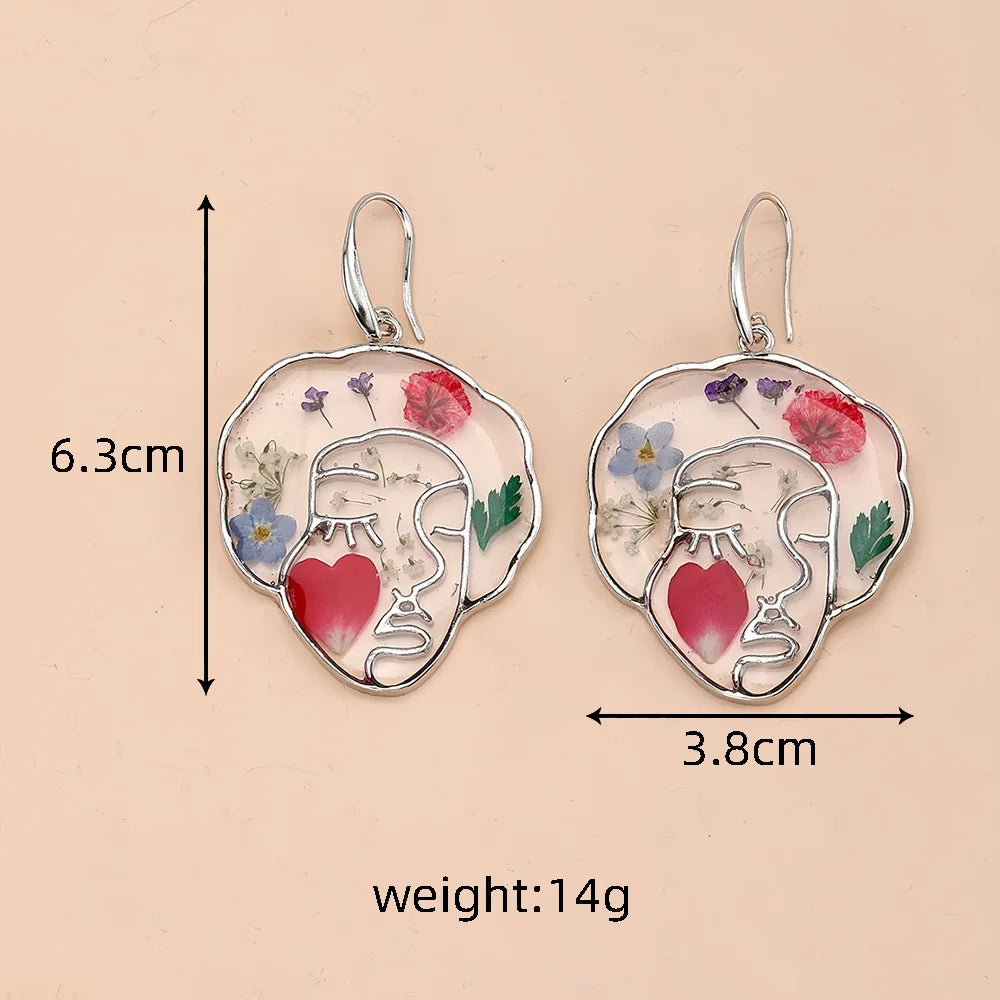Unique Human Face Dried Flower Earrings Creative Epoxy Resin Pressed Flower Earrings Handmake Natural Flower Jewelry Wholesale