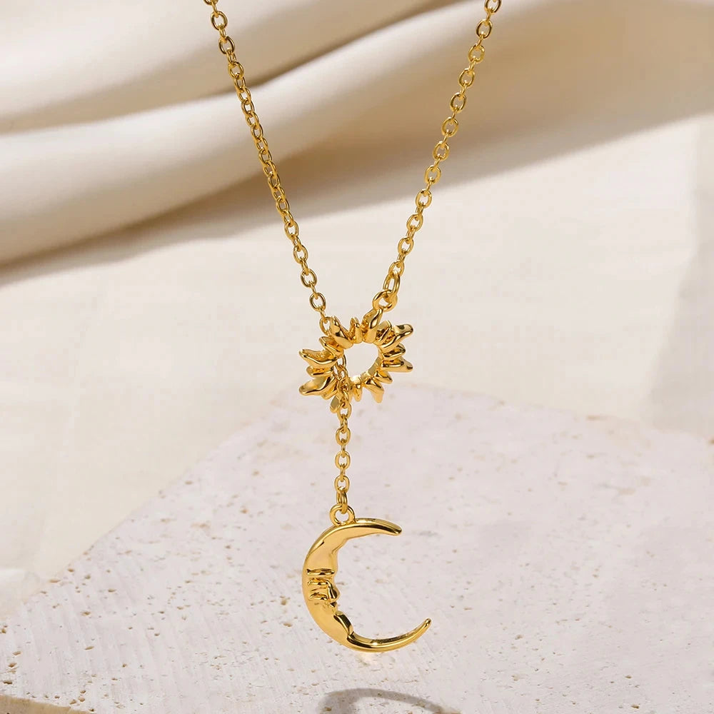 Stainless Steel Necklaces For Women Sun Moon Pendant Clavicle Chain Exquisite Bohemian Wedding Jewelry Gift Fashion Accessories