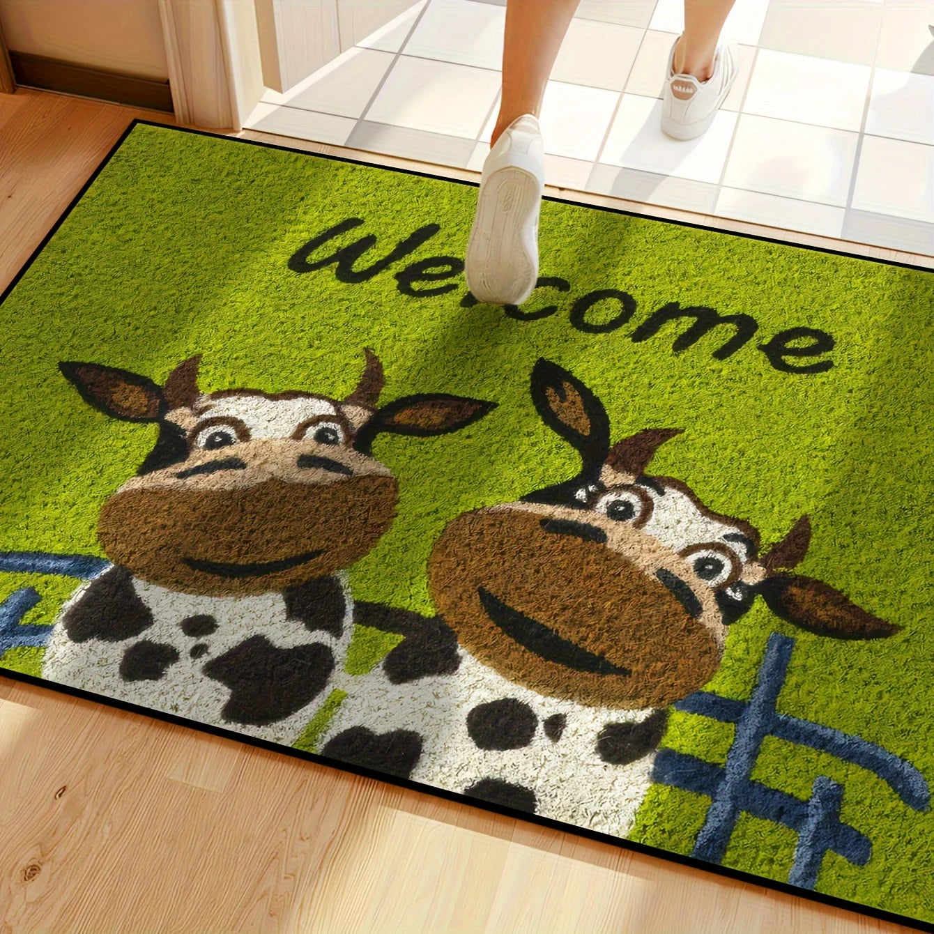Tejesa  Small Chrysanthemum Carpet Cow Green Doormat /Welcome Mat Outdoor Carpet Rug For Bedroom Living Room Carpet Washable Home