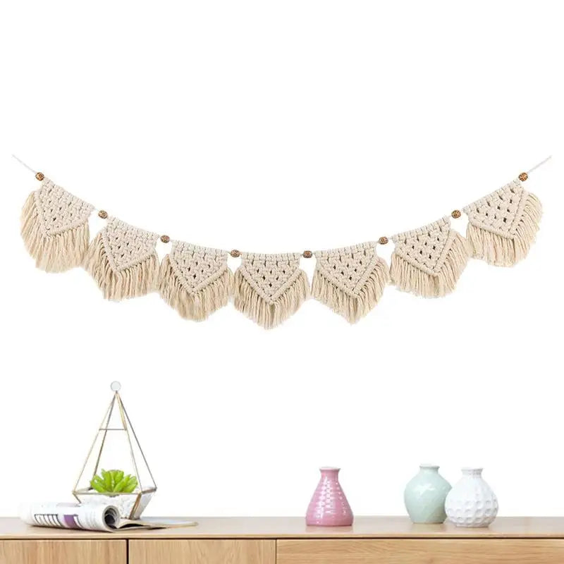 Hand-woven Boho Macrame Tapestry Wall Macrame Macrame Garland Banner with Wood Beads Home Wall Art Decoration for Apartment