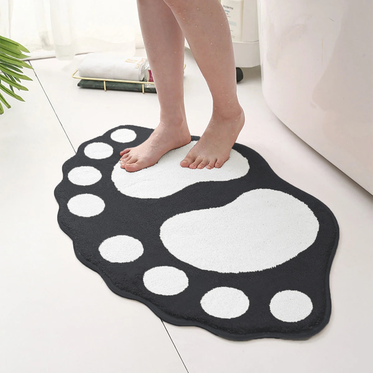 Hemasa Thickened cartoon bathroom mat absorbent mat imitation cashmere  non-slip mat bedroom bedside wear-resistant foot mat