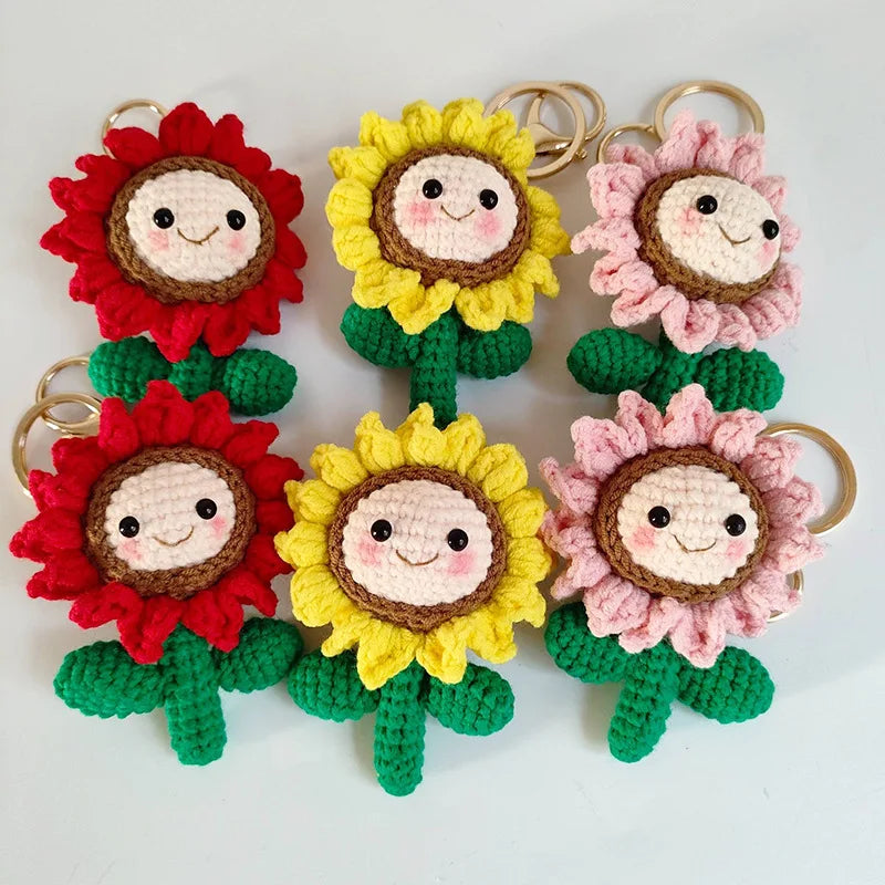 Cute Flower Doll Crochet Keychain For Bag Pendant Handmaking Knitting Smiling Flower Keychain For Car Keys Accessories Wholesale