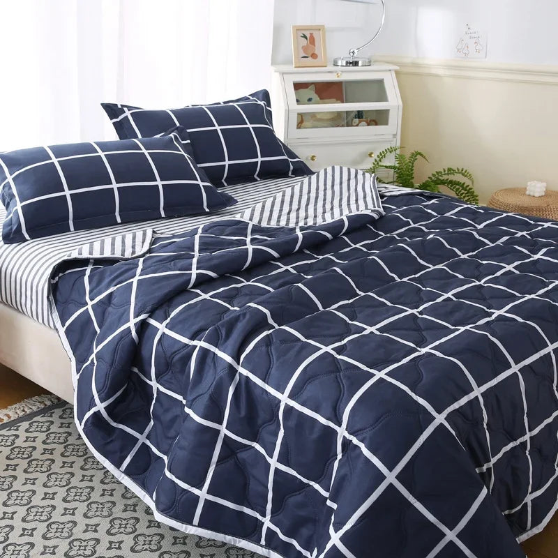 Quilted Summer Quilt and Pillowcase or Single Quilts Soft Breathable Washable Thin Comforter Double Blanket