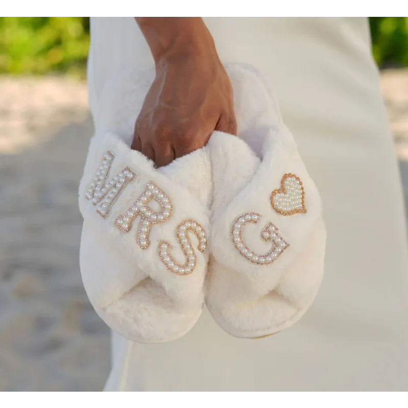 Mrs+a-z Letters Gold Pearl Letters Soft Open Slipper Bachelorette Party Supplies Bridesmaid Wedding Decoration Honeymoon Gifts
