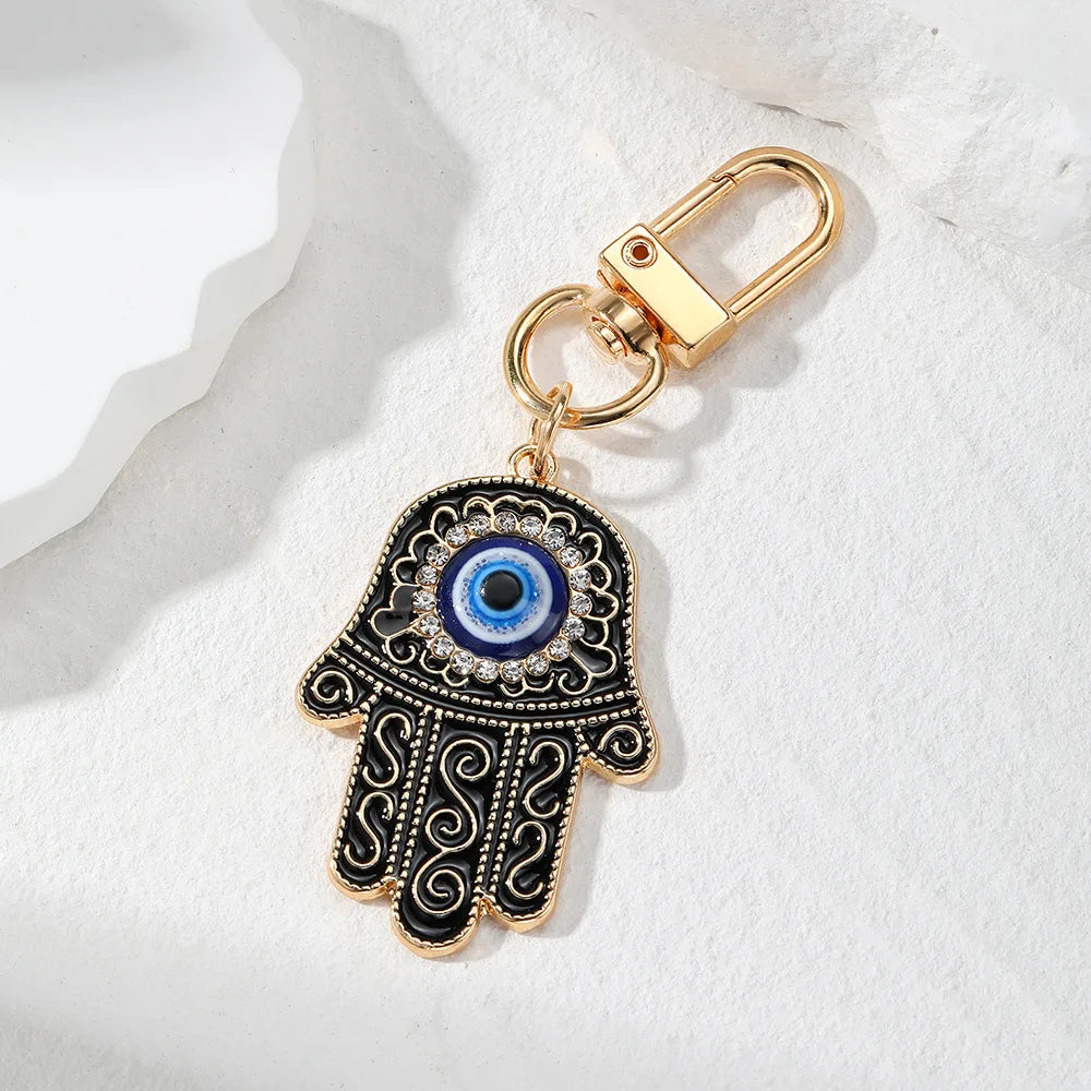 Retro Ethnic Style Personality Totem Hand Keychain  Zircon Hand Blue Eye Bag Car Airpods Case Key Accessories