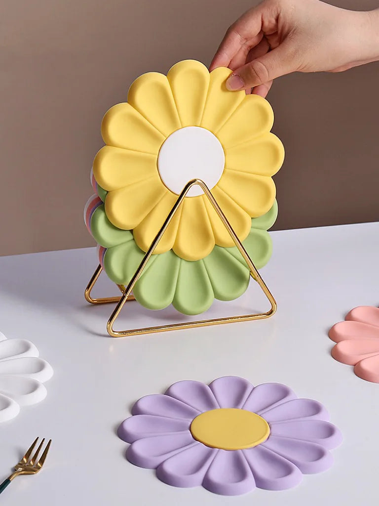 Hemasa Heat Resistant Silicone Mat Drink Cup Coasters Non-slip Pot Holder Table /Placemat /Kitchen Accessories /Coasters Flower Mat