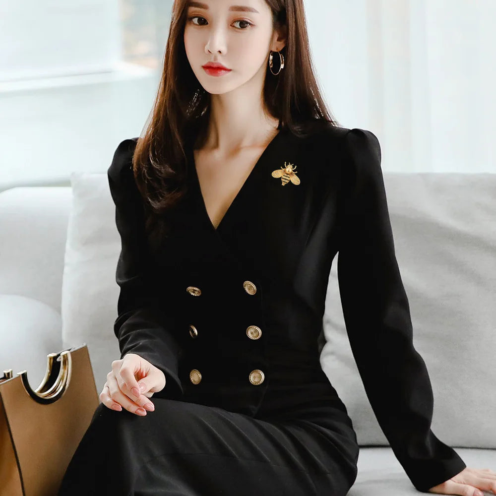 Jewelry brooch to prevent exposure Korean ladies brooch clothing accessories little bee corsage