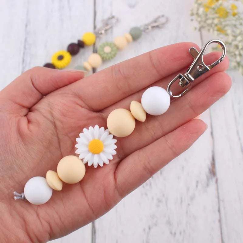 Heamsa Silicone Daisy Flower Beads Keychain  for  Women /Girls Lobster Clasp