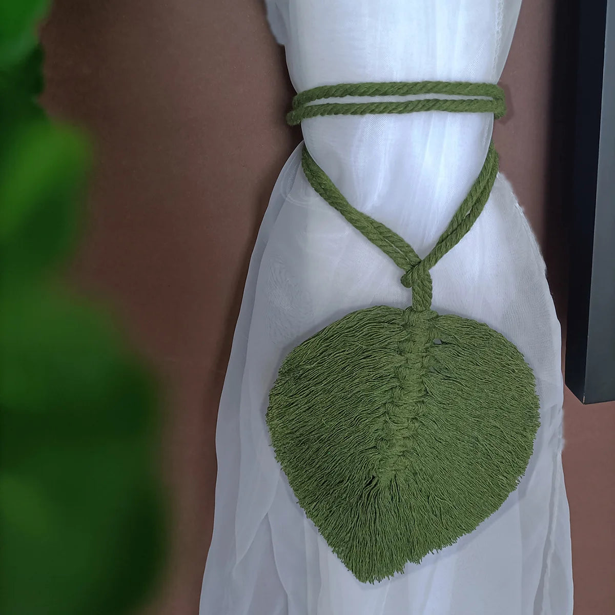 1Pc Leaf Macrame Curtain Tie Backs Hand-Woven Cotton Tassel Curtain Straps Tie Decorative For Living Room Boho Decor