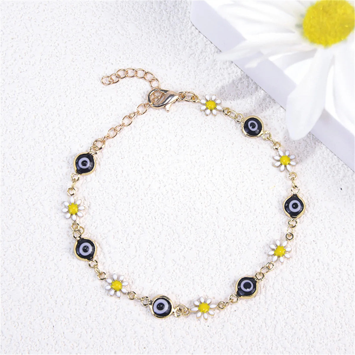 Hemasa Fashion  Daisy Flower Bracelets For Women /Girls