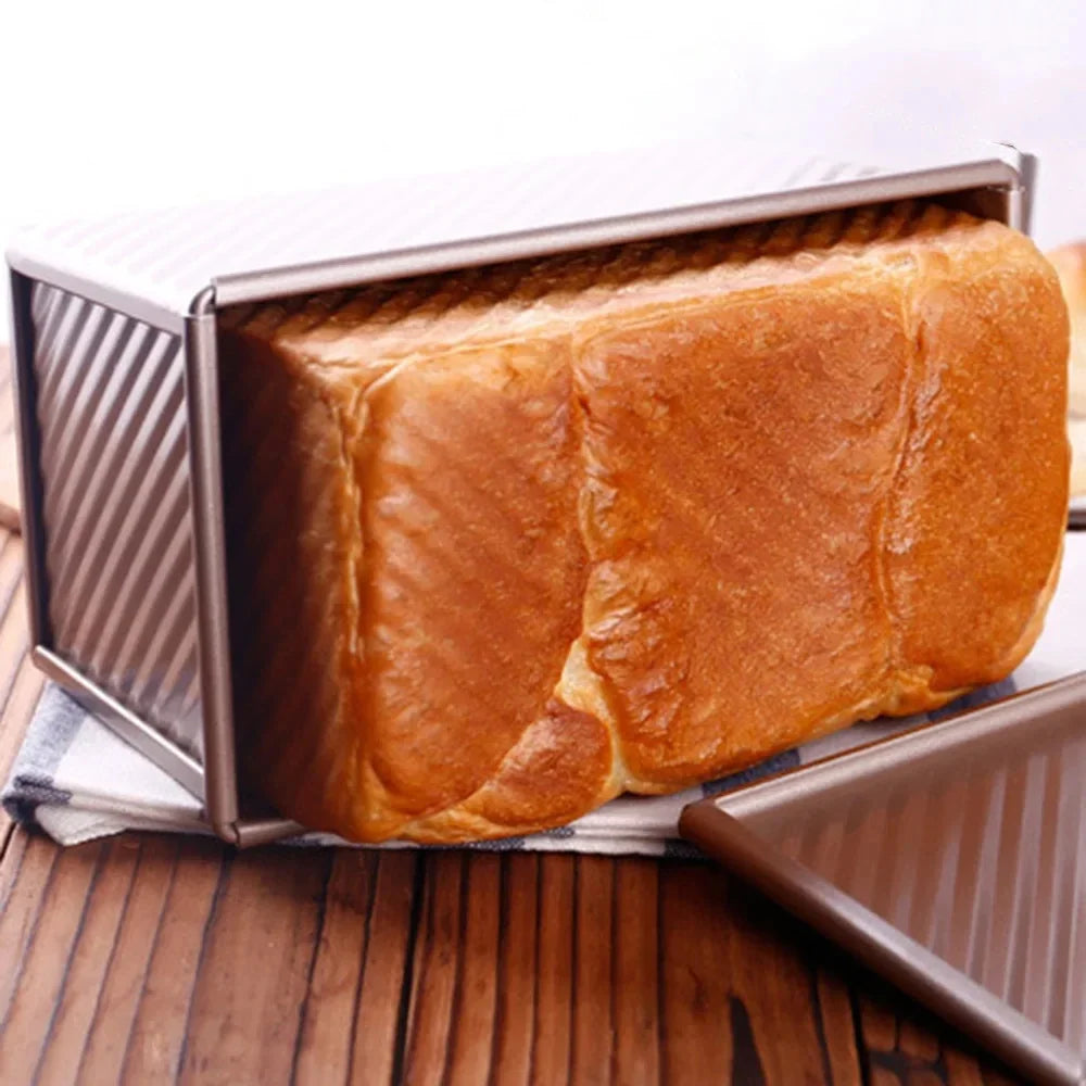 Hemasa 1Pcs Non-Stick Loaf Pan with Lid for Baked Bread - Oven Safe Bakeware for Home Kitchen