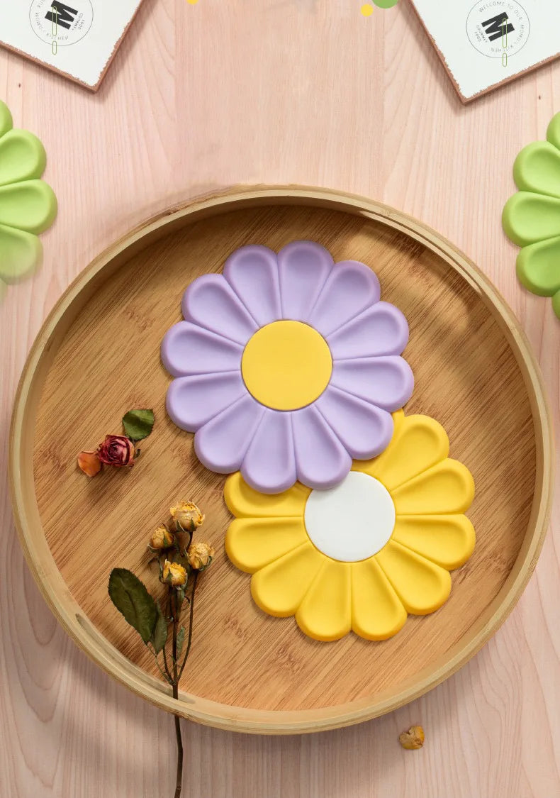Hemasa Heat Resistant Silicone Mat Drink Cup Coasters Non-slip Pot Holder Table /Placemat /Kitchen Accessories /Coasters Flower Mat