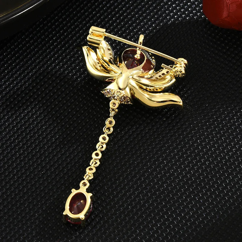Ancient style tassel lotus brooch, high-end women's design cheongsam corsage, suit chain decoration collar pin