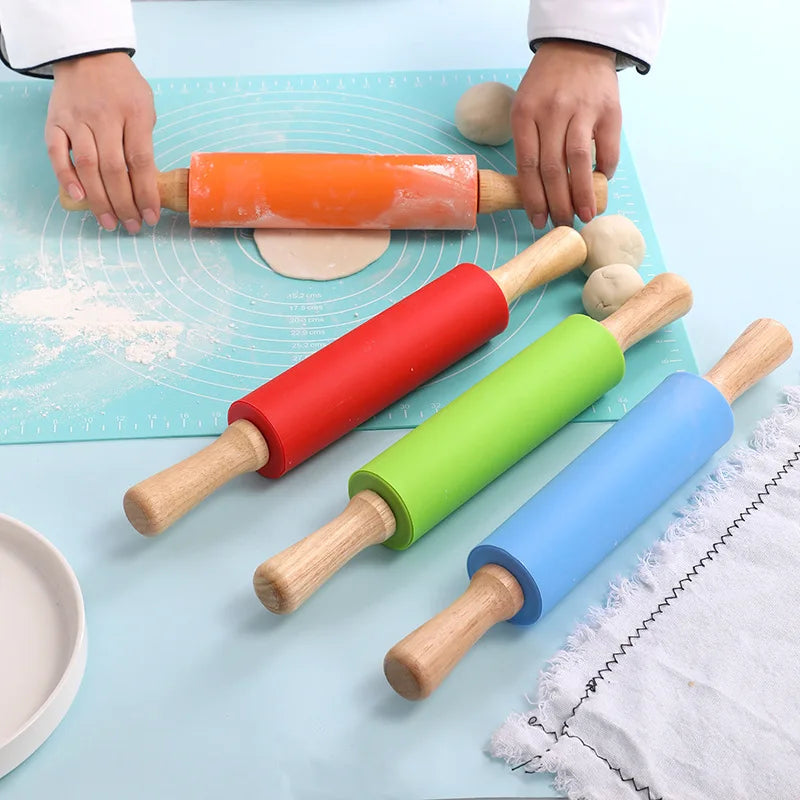 Tejesa Non-Stick Silicone Rolling Pin/ Wooden Handle Pastry Dough Flour Roller Kitchen Cooking Baking Pin