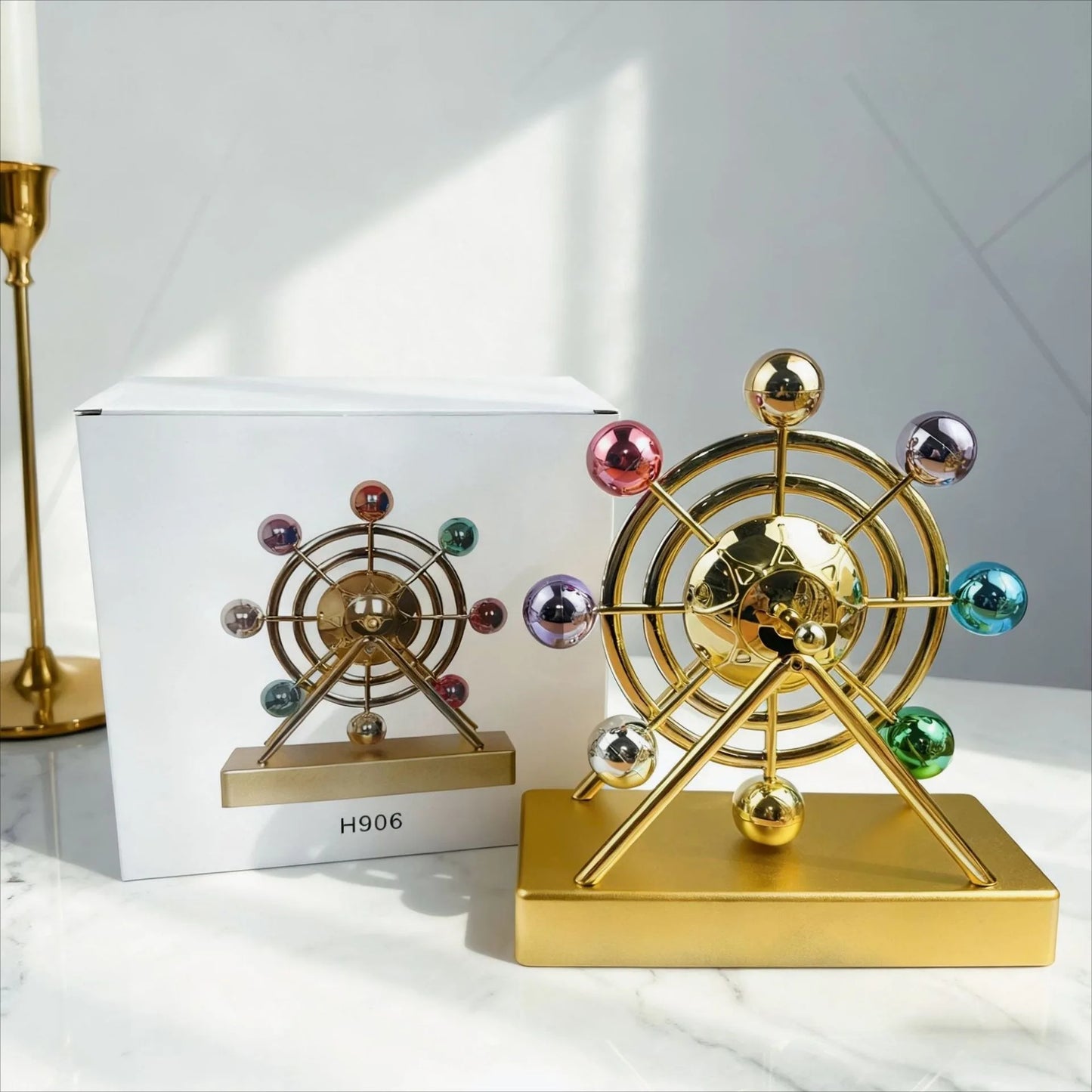Luxury Gold Metal Kinetic Ferris Wheel Ornament - Desk Stress Relief Rotating Figurine - Modern Home & Office Decor Gift
