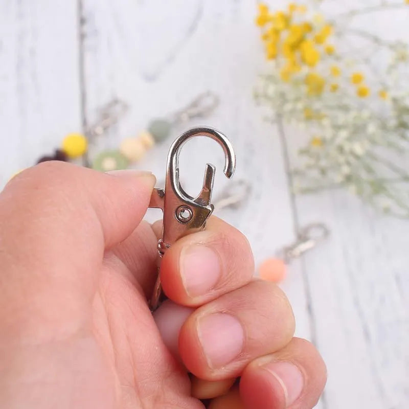 Heamsa Silicone Daisy Flower Beads Keychain  for  Women /Girls Lobster Clasp