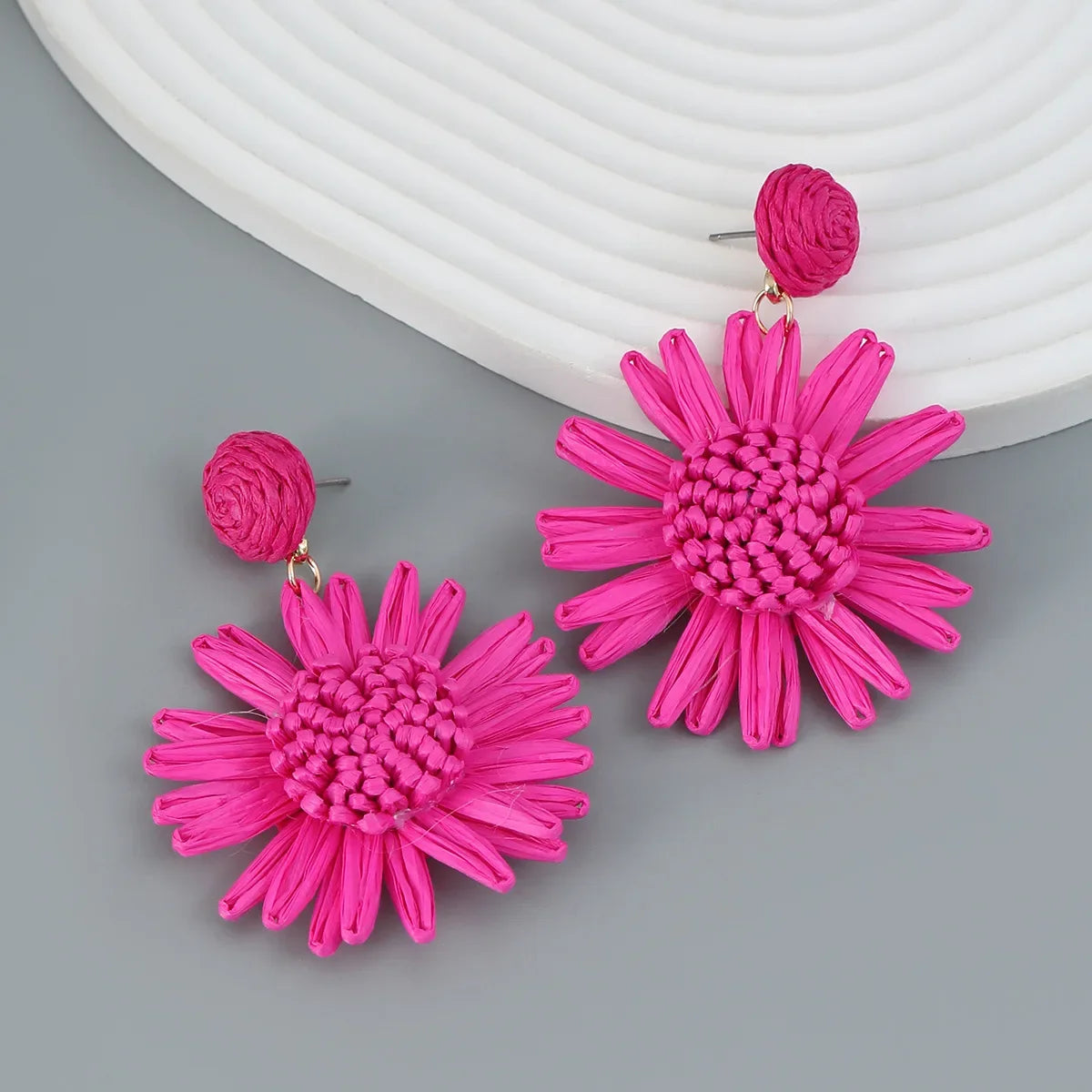 Fashionable New Lafite Flower Geometry Earrings for Women's Exaggerated and Simple Dangle Earrings Banquet Jewelry Accessories