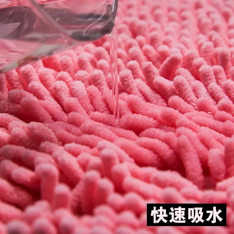 Hemasa Microfiber Chenille Heart-shaped Anti-skid Carpet Peach Heart Mat Bathroom Absorbent Pad Bathroom Mat Set Bath Mats