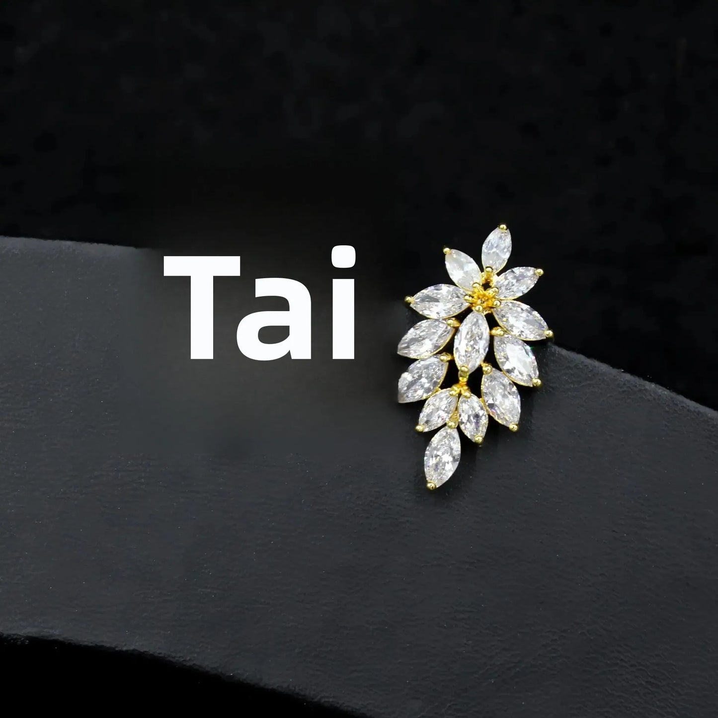 Leaf Shaped Earrings Women's Fashion Jewelry Simple Design Cross-Border Accessories Elegant Feelings from Mainland China