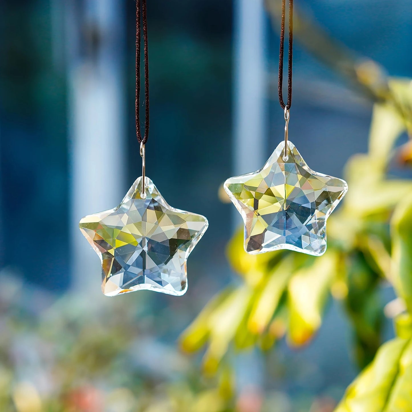 Tejesa 2-piece 2-inch Crystal Sun Catcher Prism Window Star Hanging Crystal Clear Hanging Crystal for Balcony, Chandelier, Garden Decor