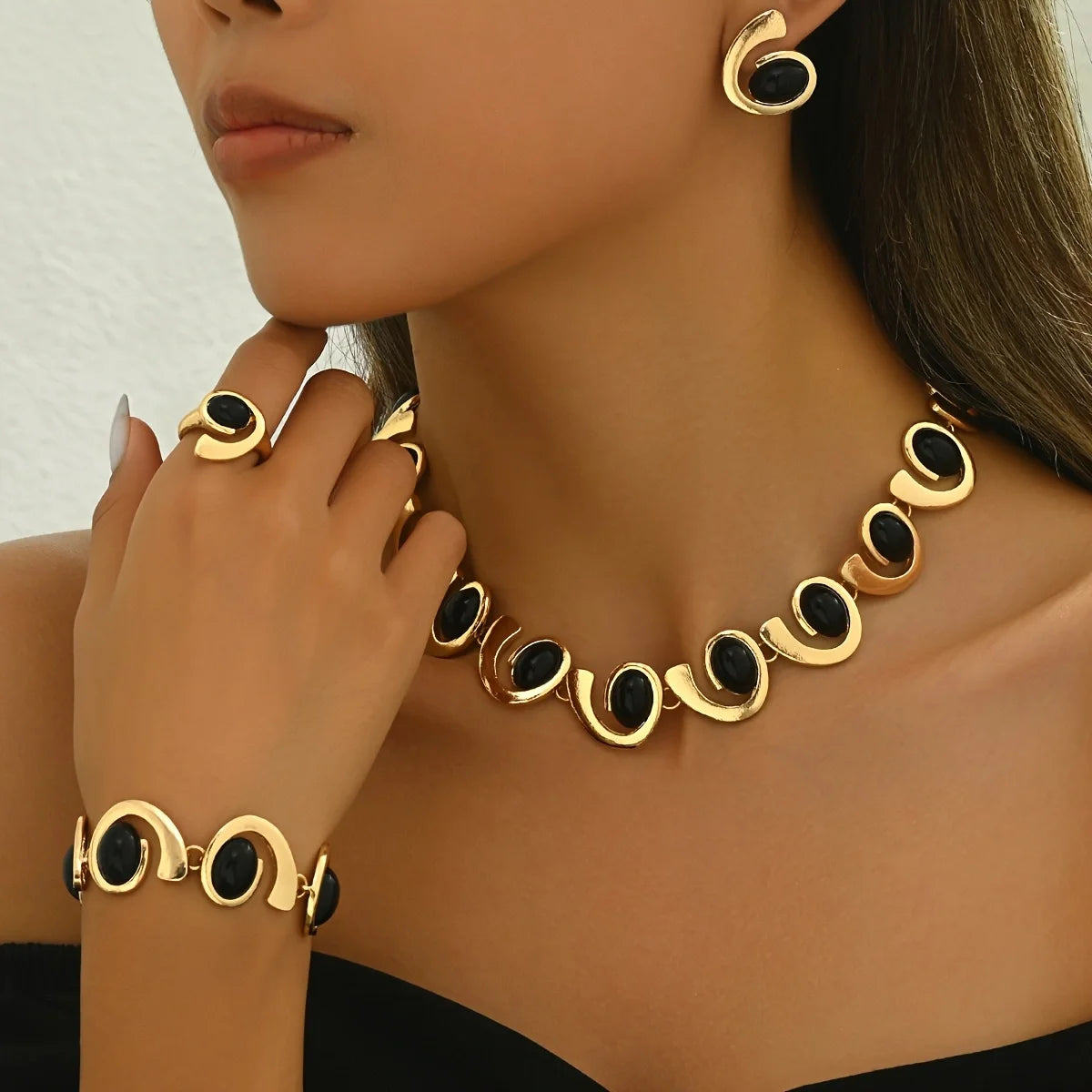 Ladies 4-Piece Set Fashion Simple Bohemian Spiral Design Necklace Earring Bracelet Ring Jewelry Accessories