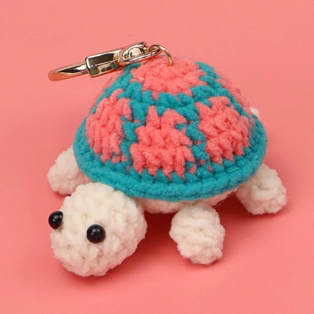 Hemasa Cute Turtle Keychain Lovely Crochet Turtle Pendant /Handwoven Animal Key Ring