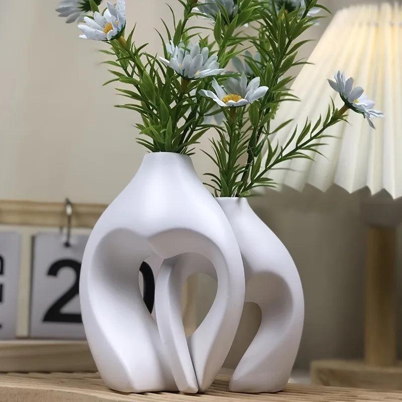 2pcs Heart-shaped Vase Set Resin Vases Ideal Choice for Desktop Decoration Suitable for Home Decoration