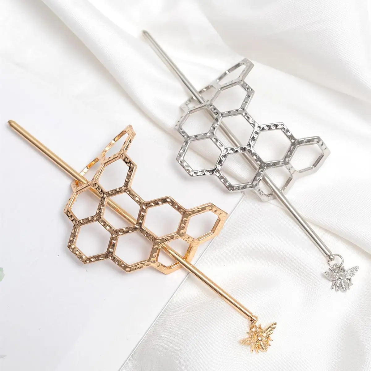 Tejesa Honeycomb Hairpin Bee Twist Headwear Honeycomb Hair Fork MetalHair Bun Cage With Stick For Women Girls, Ideal Choice for Gifts