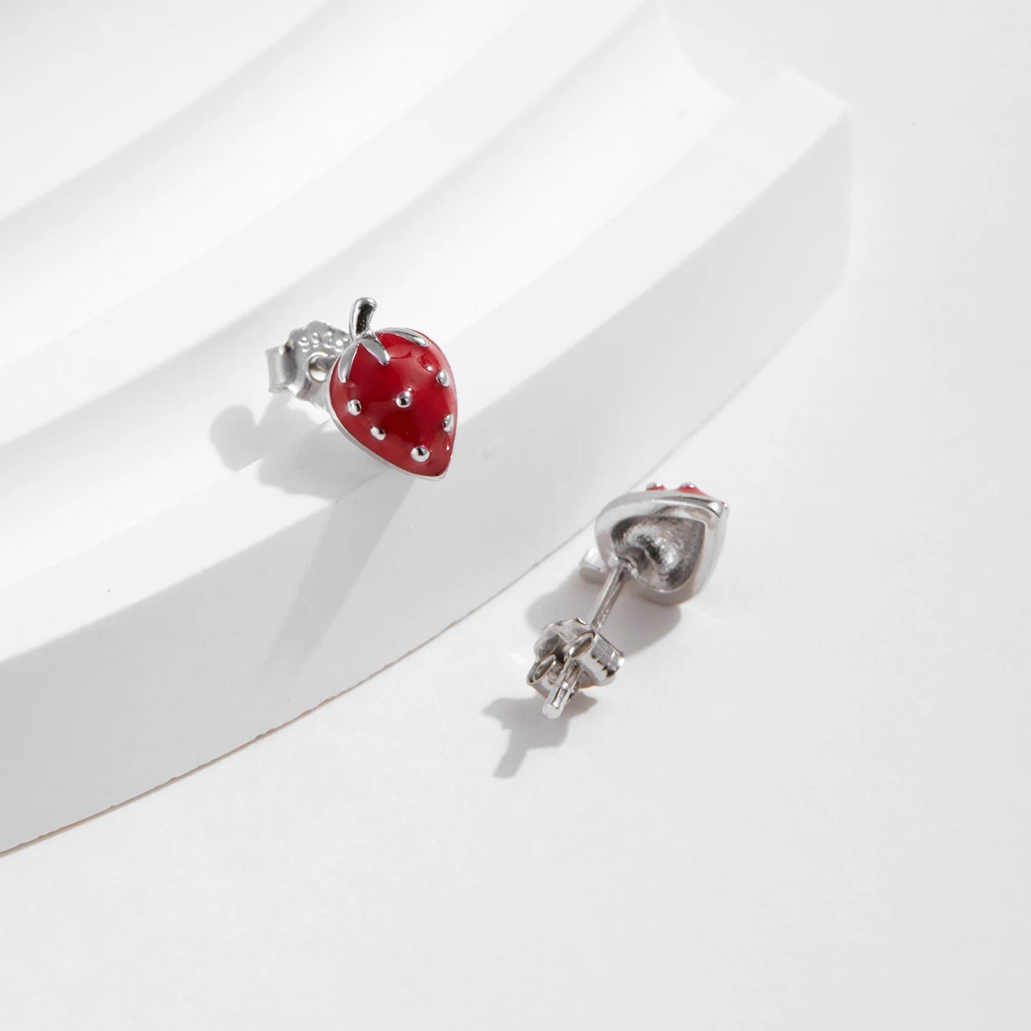 MODIAN 925 Sterling Silver Cute Sweet Small Strawberry Stud Earrings For Women Girls Party Fine Jewelry Accessories