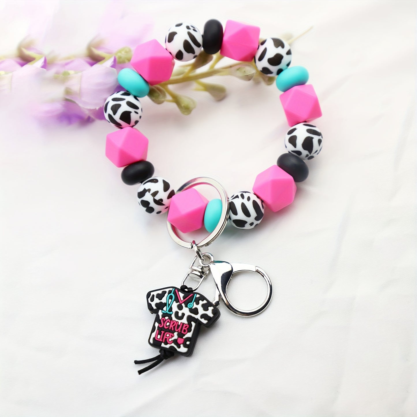 "Nurse Scrub Life" Silicone Bead Bracelet with Keyring and Nurse Uniform Charm - Perfect Gift for Nurse's Day
